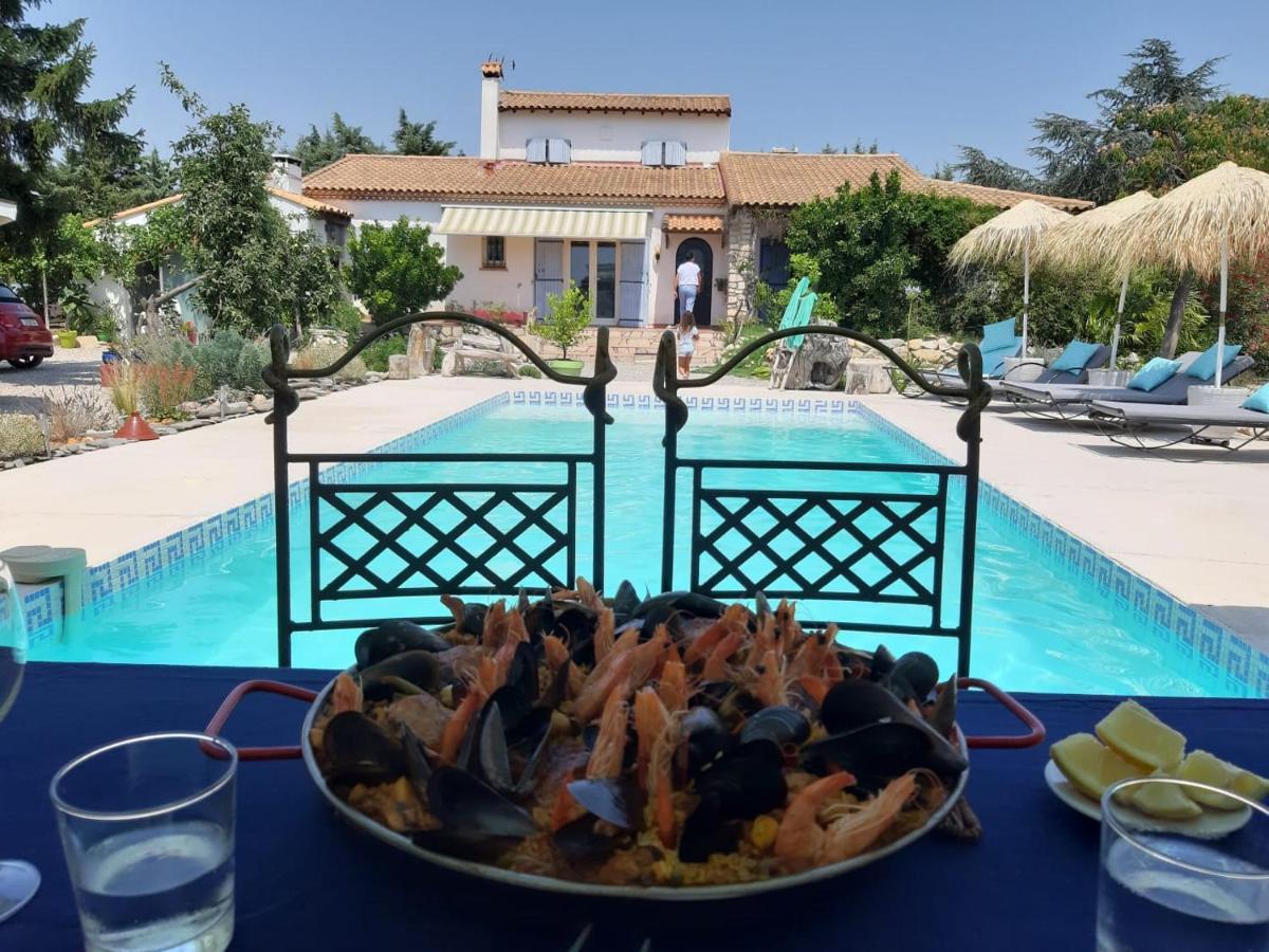 فندق Mazet Provencal سان جيل المظهر الخارجي الصورة