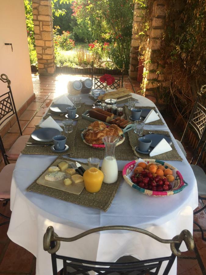 فندق Mazet Provencal سان جيل المظهر الخارجي الصورة