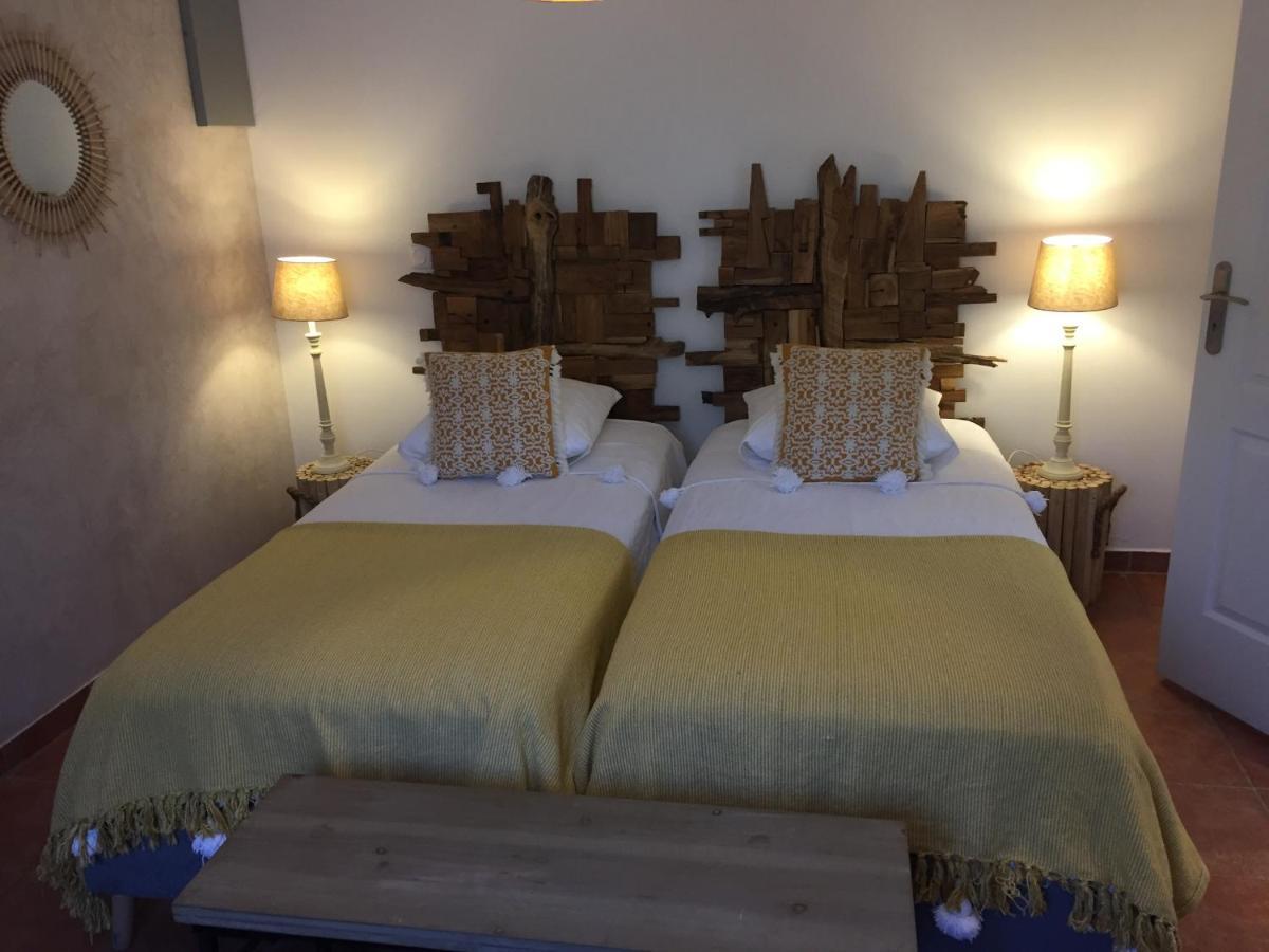 فندق Mazet Provencal سان جيل المظهر الخارجي الصورة